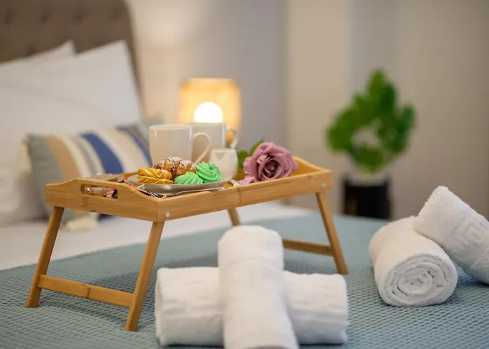 Charavgi 2 クレマスティ