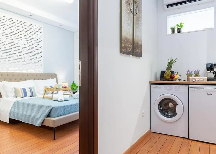 Charavgi 2 Kremastí