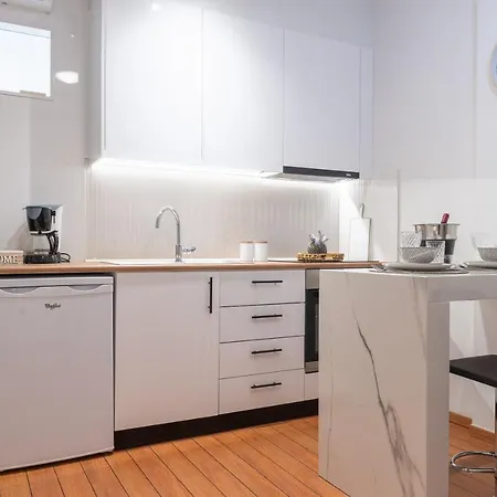 Charavgi 2 Apartamento Kremastí